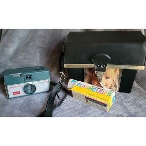 Kodak Hawkeye Instamatic R4 Camera w Case Flash Cubes 126 Film